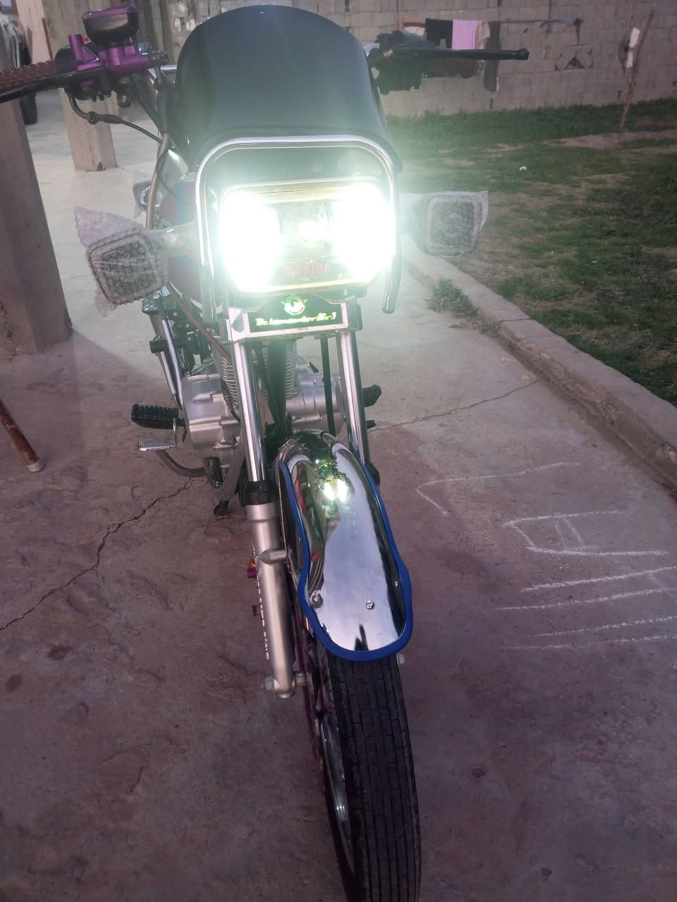 السلام عليكم دراجه للبيع موديل 24 مكاني الحمزه الغربي السعر 60050 وبيها مجال///***********
