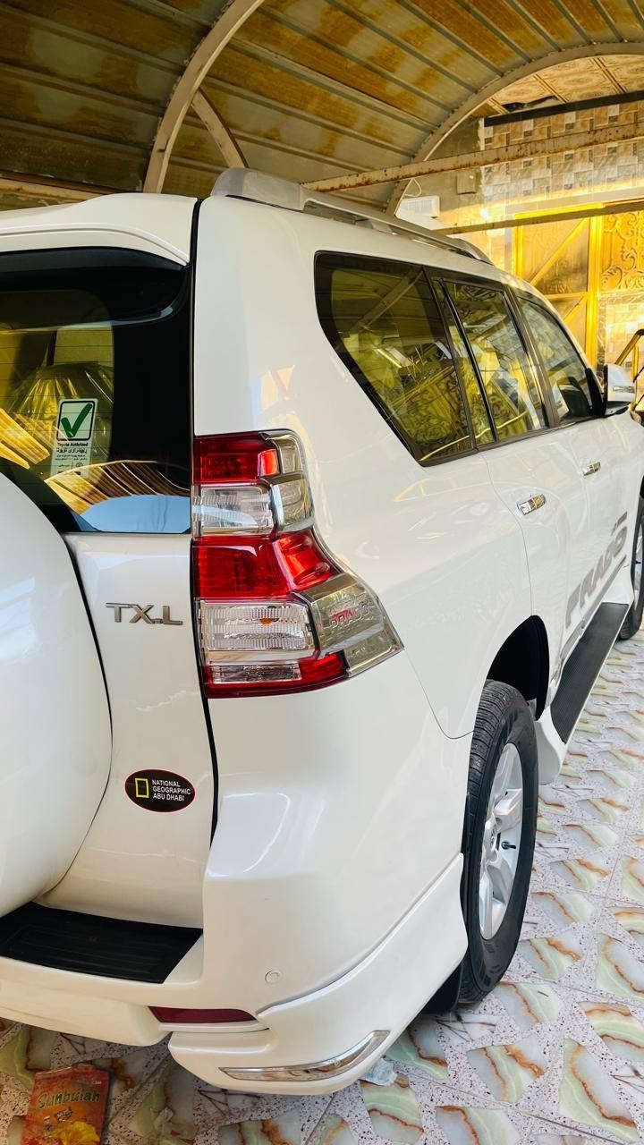 السلام عليكم
برادو موديل 2014 بلاك مواصفات TXL
6 سلندر ماشية 100 الف فقط السيارة جديدة وفول مواصفات 
السعر 315 وبيهة مجال للشراي 
رقمي للتواصل والاستفسار ***********
