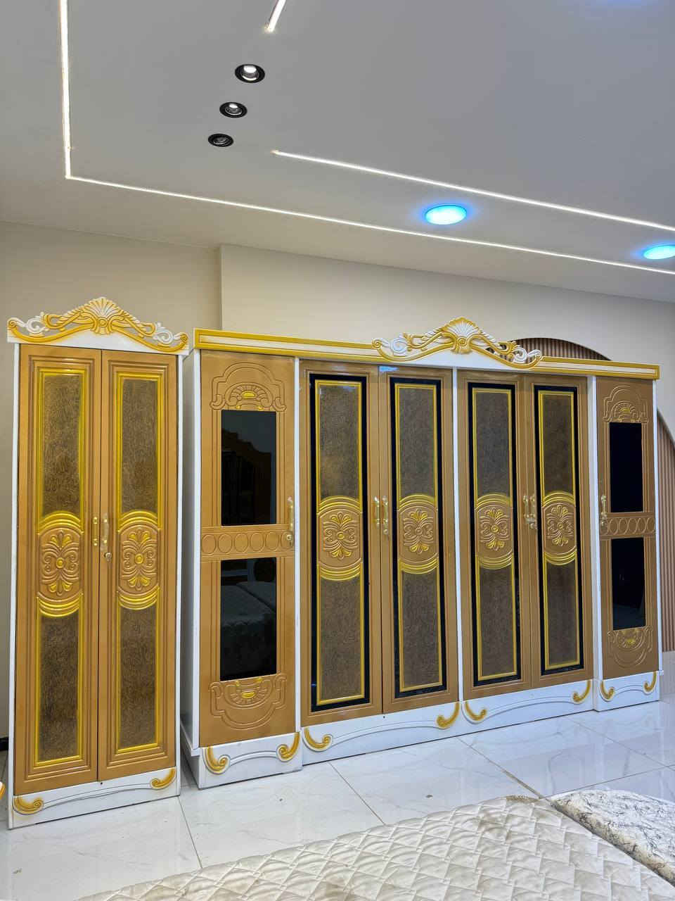 السعر // مليون فقط ✅

🔅تفاصيل الغرفة المرمري  ....

 خارج ٤ملم ام دي اف 🔺
وداخل معاكس ٣ملم 
صبغ حراري  درجة اولى 

عدد القطع  ٧ قطع ✅
🔺1 //جرباية  قياس  ١٦٠ × ٢٠٠ 
🔺//ميز جانبي ايسر قياس ٥٠
🔺2// وميز  جانبي  قياس ٥٠
🔺3// زاوية ارتفاع مترين عرض ٨٠
🔺4// وميز بلازمه  
🔺5//وميز مراية ارتفاع مترين عرض ١٢٠
🔺6// وكنتور ٦ باب  ارتفاع مترين و١٥ طول ٣ متر و١٥

القطعه الثامنة حسب الطلب شازلون

(توصيل مجاني مركز بغداد )
التوصيل يشمل الشد مجاني 🔥
(اطراف ٥٠)
باقي المحافضات حسب البعد
#للحجز_او_الاستفسار
_مراسلتنا_دايركت✅
  #متوفر_توصيل
_جميع_محفضات_العراق
 #المتابعين


**إذا كنت صاحب هذا الإعلان وتريد حذفه لأي سبب، رجاءا أرسل رسالة إلى الدعم الفني**