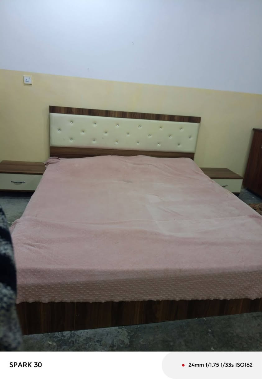 غرفه نوم 5قطع سعر مناسب سعره 200بي مجال للشراي مكاني كركوك  كنتور سلايت نوعيه حديثه


**إذا كنت صاحب هذا الإعلان وتريد حذفه لأي سبب، رجاءا أرسل رسالة إلى الدعم الفني**