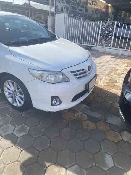 السلام عليكم 
اخواني 
كورله خلجيه (2011) محرك (1800)
الرقم بغداد 
الموصفات 
مري شفط 
تحكمات جهتين
تخم تاير تخم ويلكب
دوشمه عام درجه أوله ارضيه وكشنات وسكف شغل نواب
السياره مكفوله قطرت صبغ ما بيها 
سياره ترايها حيل جديده 
شاشه كأمره دواره 
مروس او بيع السعر (137) 
بيها مجال ***********

‭0773 378 1061‬
