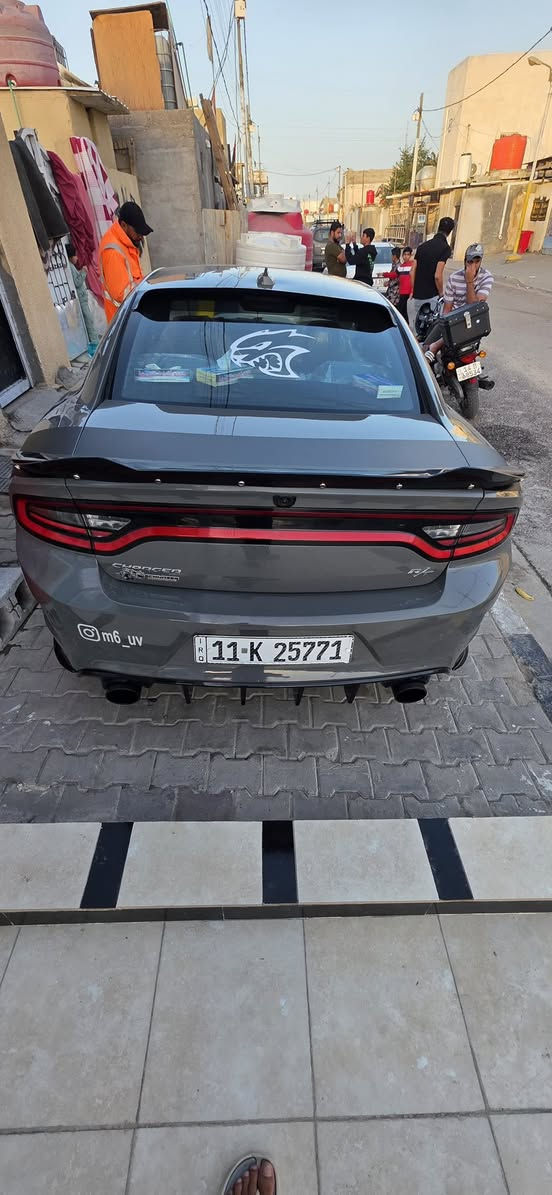 السلام عليكم جارجر 17 اصل R/T نضيفه استخدام شخصي بيها قطعتين سرقه ومدكر امامي اربكات كلها سليمه سياره بسمي تحويل ثاني يوم مامتواجد ع فيس ***********
