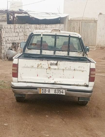 السلام عليكم 
بيكم دير 2006 رقم انكليزي سنوية لل 2030 
حداديه جديده 
تخم تاير جديد 
السياره ماناقصه كلشي وترايك وين مايعجبك 
مكينه وكير واكسن شرط 

مكان السياره نجف / ناحية العباسية 
رقمها انكليزي بابل 
السياره بأسمي مداور ثاني يوم 

للاستفسار الاتصال بالرقم 
***********

ملاحظة : ع الفيس والماسنجر ما ارد لحد يتصل عليه غير على هذا الرقم رحم الله والديكم 

السعر 33 وبيها مجال للشراي 
اتصل وتدلل
