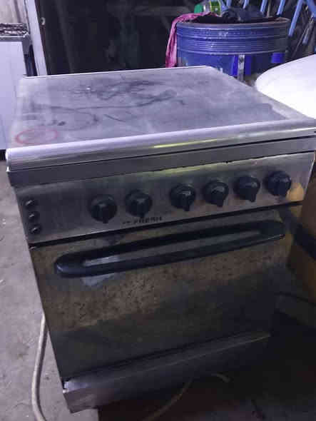 السلام عليكم
طباخ 4 عيون كريازي شغال حته الفرن كامل سعره 80 اخو جديد
حي النصر الثانيه الهاتف *********** ابو احمد
