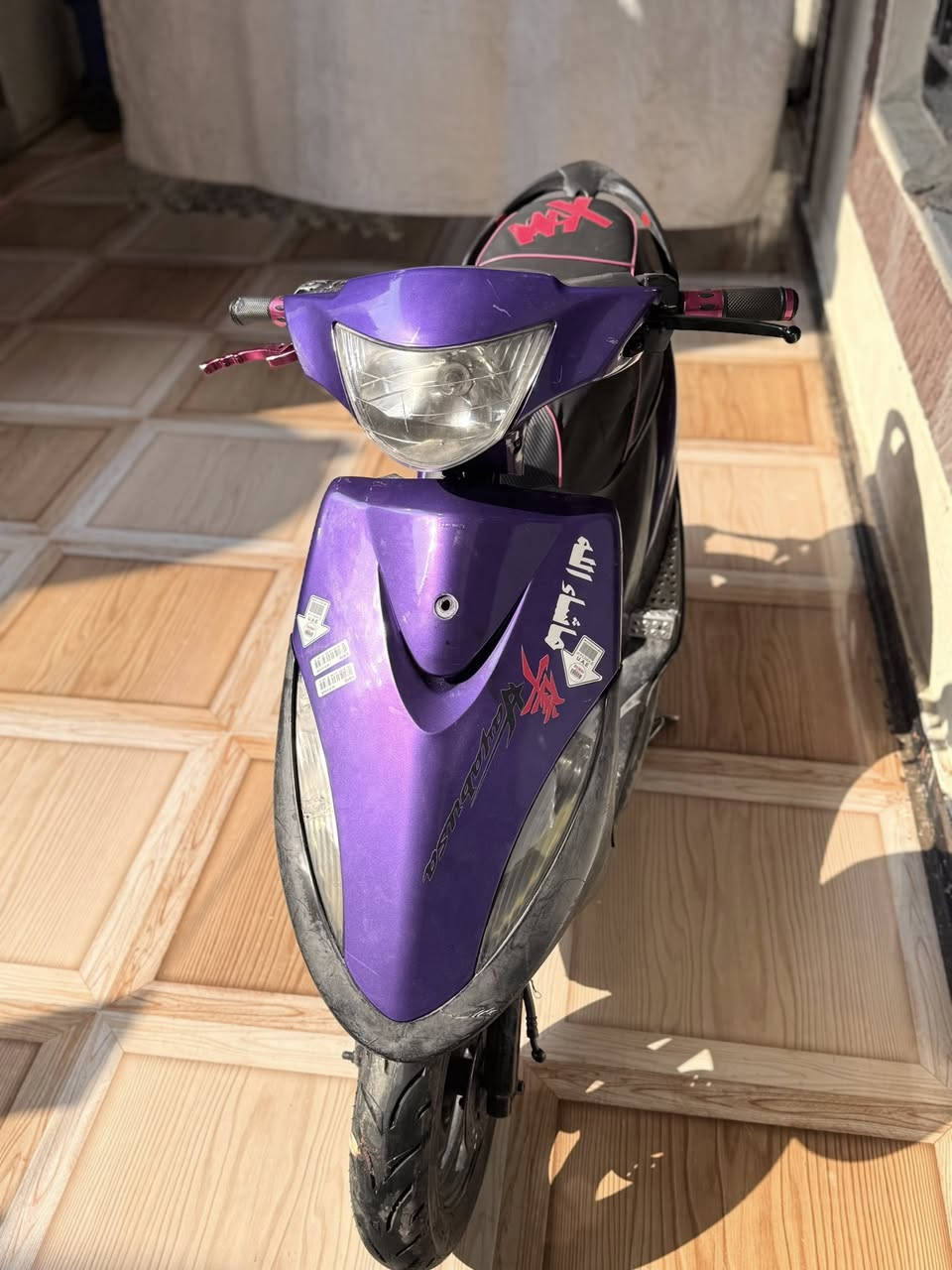 سلام عليك شباب دراجه ماكس عدله دراجه مكفوله محرك ما مفتوح جديد و كفرات بلاد موجوده دراجه مرتبه  ***********  الي يشتري يتفضل ع واتساب ♥️
