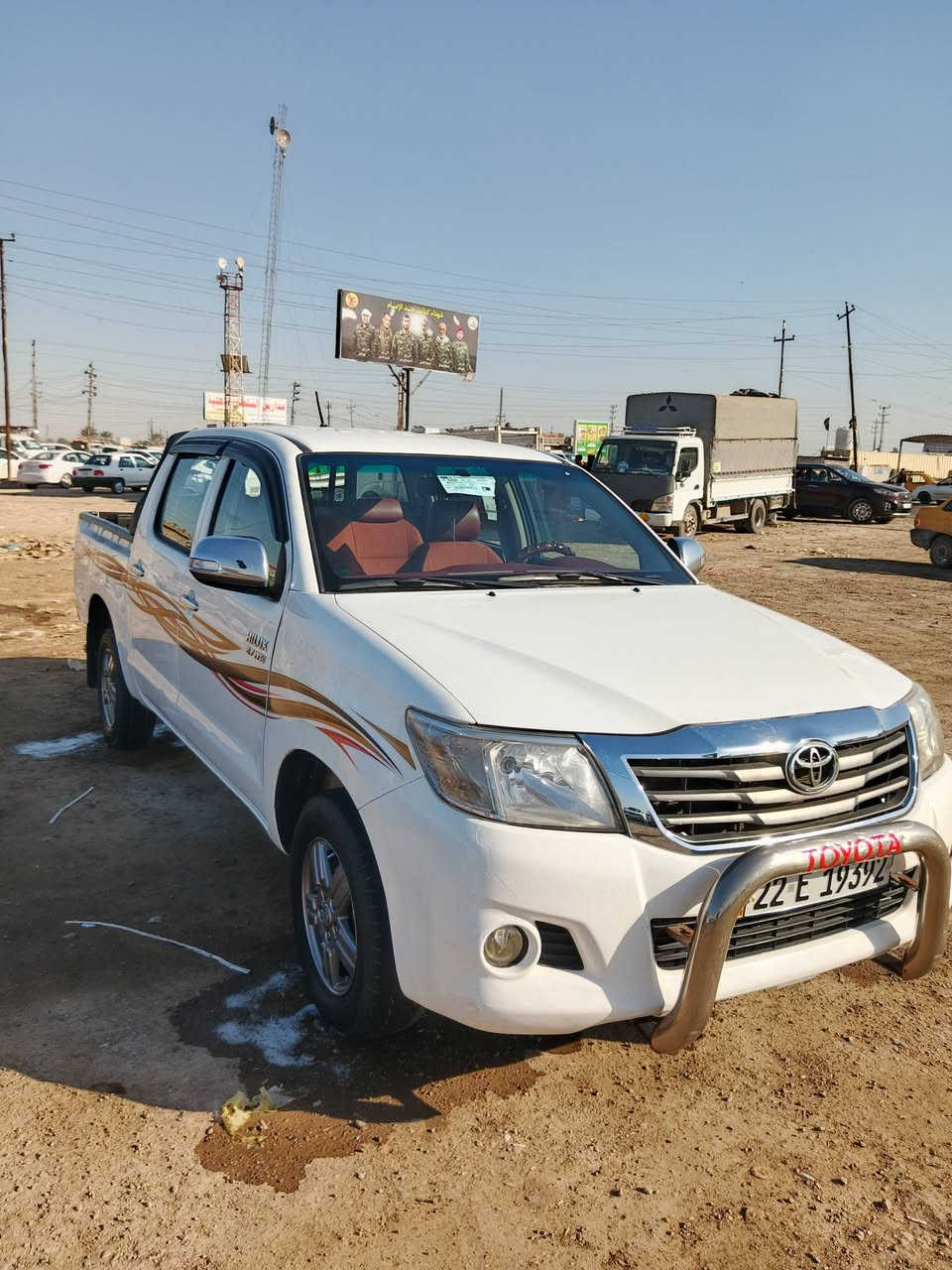 السلام عليكم بيكم هايلوكس ناصي 2015 رقم شمالي دولي مكفوله كفاله عامه من الصبغ والتبديل جير اوتوماتيك السياره بغداد قرب بسمايه سعر 215 وبيها مجال حق جيتك للاستفسار اكثر اتصل على الارقام التاليه
*********** واتساب 
***********
