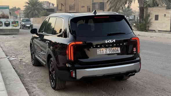 السلام عليكم
للبيع كيا تيلورايد 2023 SX أعلى فئة بالتيلورايد
حادثهة بنيد فقط صبغ بدون دواخل جاملغ معدل PDR
رقم بغداد بسمي 
المواصفات :-
بانوراما قطعتين 
بصمة
 شاشة متصلة GBS كاربلي
 مداخل شحن، شحن لا سلكي
 كشنات حار بارد تدفئة تبريد جلد طبيعي، كشن الوسط منفصل
فتحتين بردات 
توقف ذاتي
رادار امامي خلفي جانبي
تحديد مسار
نقطة عمياء
محرك 3800، 6 سلندر
اوتو هولد
سايد بريك كهرباء
صندوك كهرباء
تشغيل عن بعد
فول مواصفات اي شي بالك موجود بيهة
مكانهة بغداد حي الامين
السعر ٣٠٥ وبيهة مجال
***********
