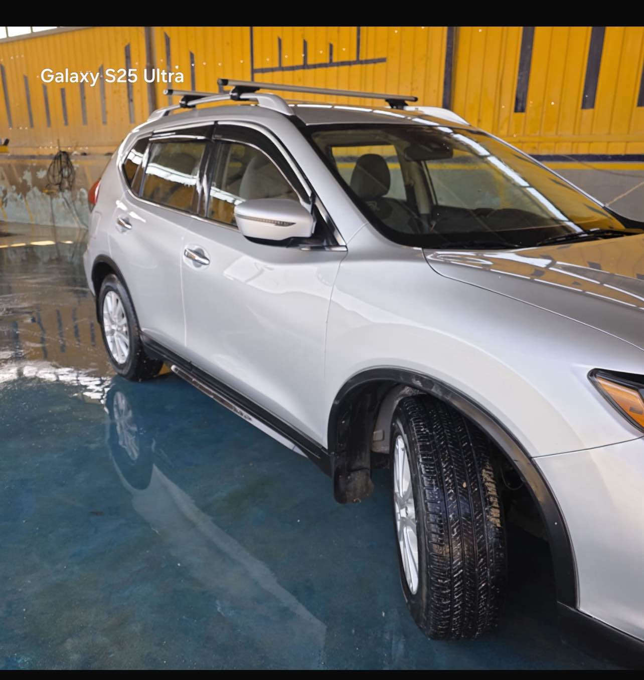 نيسان روج مواصفات Sv موديل 2020 
 
السياره بيها قطعتين صبغ  بدون شاصي برشوت ممفتوح على وضع الشركه بدون مصرف رقم جديد هزه جديد 
مكينه 2500 /V4
صندوق شفط 
لايتات زينون 
شاشه جبيره لمس 
رادار / تثبيت سرعه 
كشنات تدفئه 
نظام ايكو / سبورت 

السعر 168 بيها مجال بسيط 
موقع السياره دهوك / *********** دهوك, العراق
