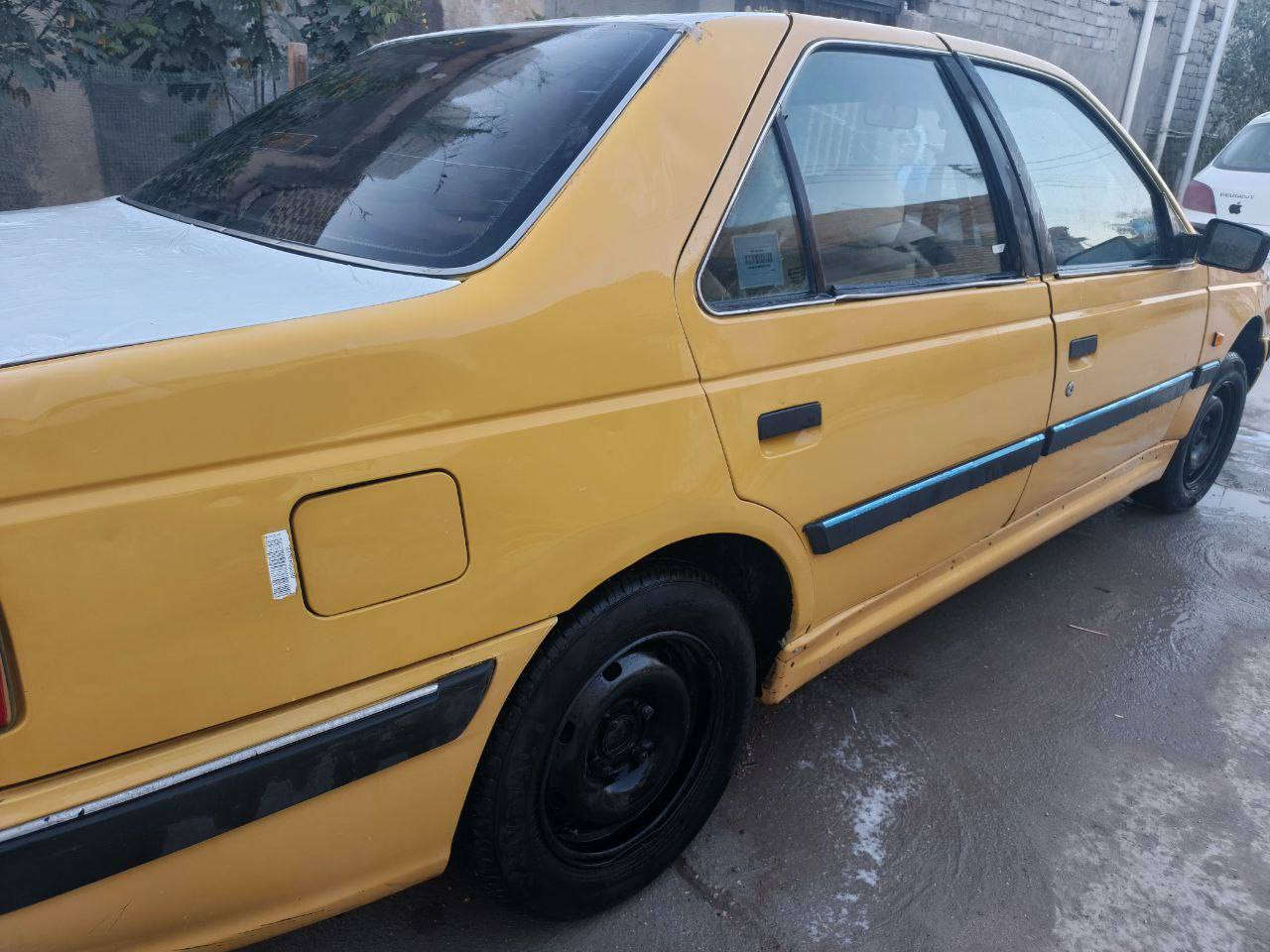 السلام عليكم.. للبيع بيجو بارس موديل 2013 رقم بصرة وراعيها موجود بالبصرة ومكان السيارة حالياً بالناصرية .. السيارة مصورة اليوم وكدام عينك لا ضربة ولا تبديل وبيهه تصليحات خياسات كلش بسيطة.. الكير والمكينة كلش حلوات ونواقص السيارة بسيطة جداً واتصل وأشرحلك كل التفاصيل والنواقص.. السعر 27 ورقة وتستلمها مصفرة وجاهزة والخط والبحث بيدك، وإذا تريد أطيحلك من السعر وأنت تصفرها هم عادي ماكو مشكلة.. ملاحظة: أنا مكلف بالنشر وهذا رقم صاحب السيارة: ***********
