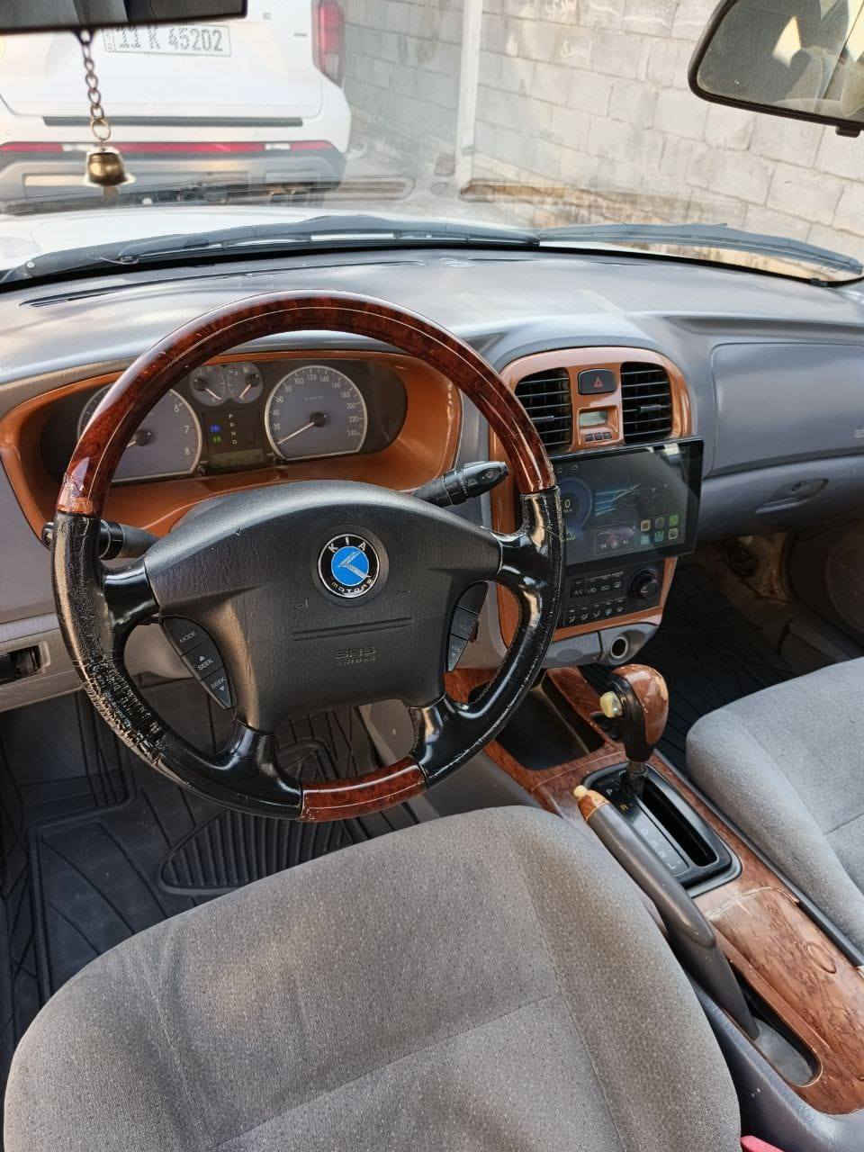 ابتما وفود موديل2002 رقم بابل مكاني الديوانيه سعره(63)وبيه مجال *********** كير محرك مكفول محرك2000
