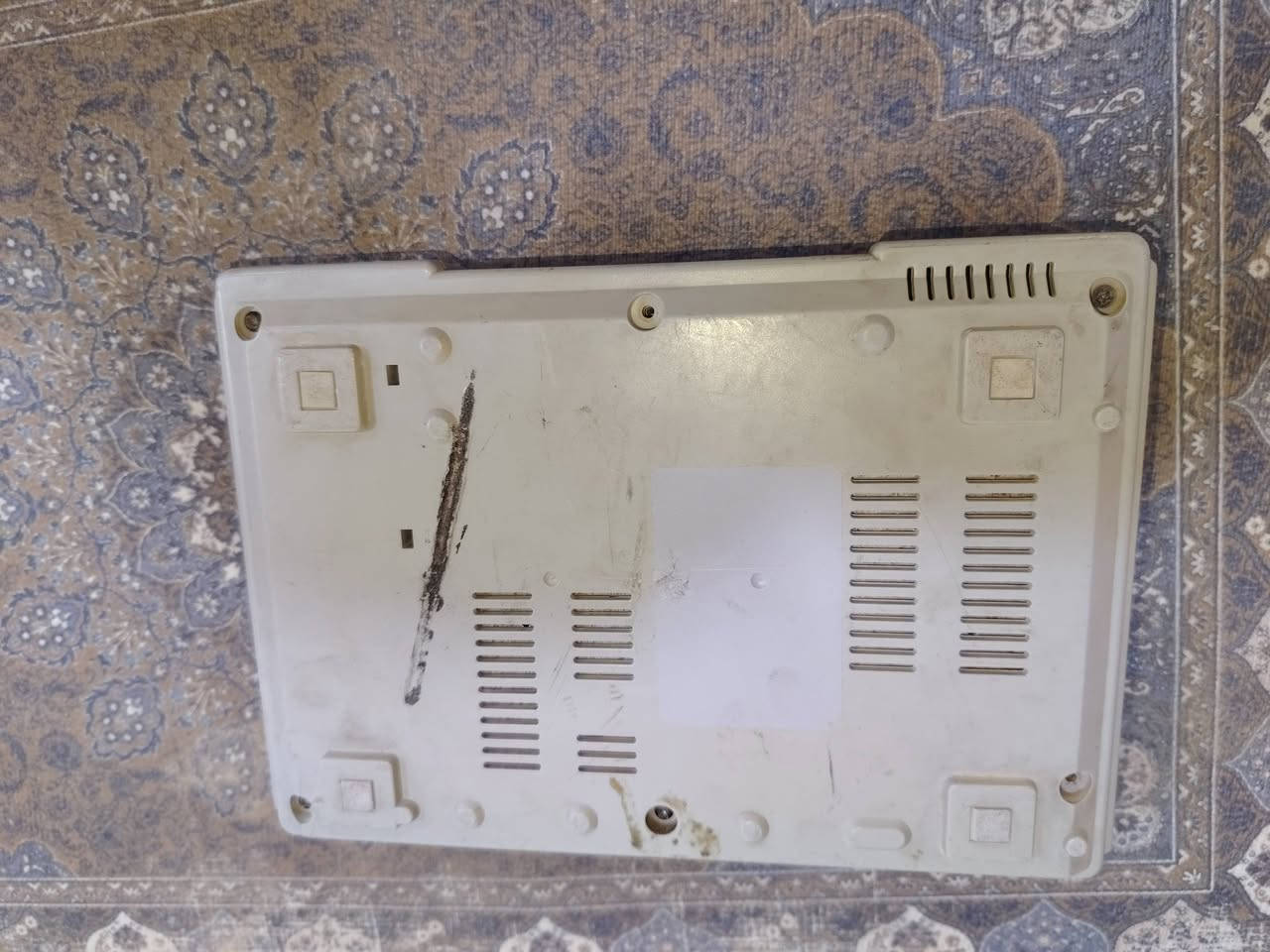 سلام عليكم شباب بلي ١ شغال بس متروك بدون ملحقات نضام البيع فحم  موجود توصيل


**إذا كنت صاحب هذا الإعلان وتريد حذفه لأي سبب، رجاءا أرسل رسالة إلى الدعم الفني**