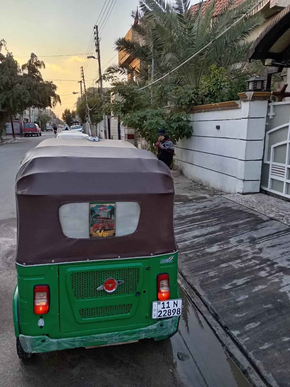 سلام عليكم تكتك موديل 2021 زيرو مرقم كامل  بسمي مكاني بغداد سعرها 5 ملايين وبيها مجال مستعجل على البيعه ما متوفر على الفيس لاتصال ***********
