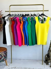 شيال نسائي • تركي أورجينال • ٧٥٠٠ قطعة