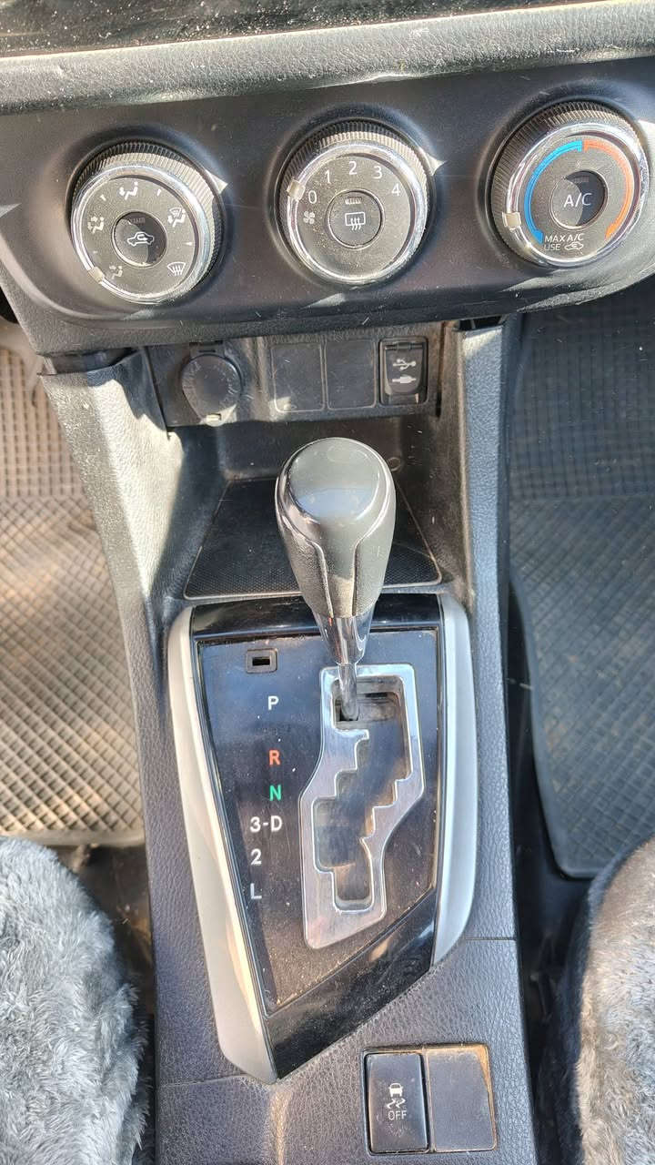 كورلا موديل 2014 رقم بغداد مشروع وطني محرك جديد صار اسبوع مشدود مال 18كير اي تي المرقوب مو سيفيتي الضرر جامرلقين الخلفيات وبونيد دواخل شي بصيط السعر 117 اني وكيل اول أني احول ابكركوك ***********
