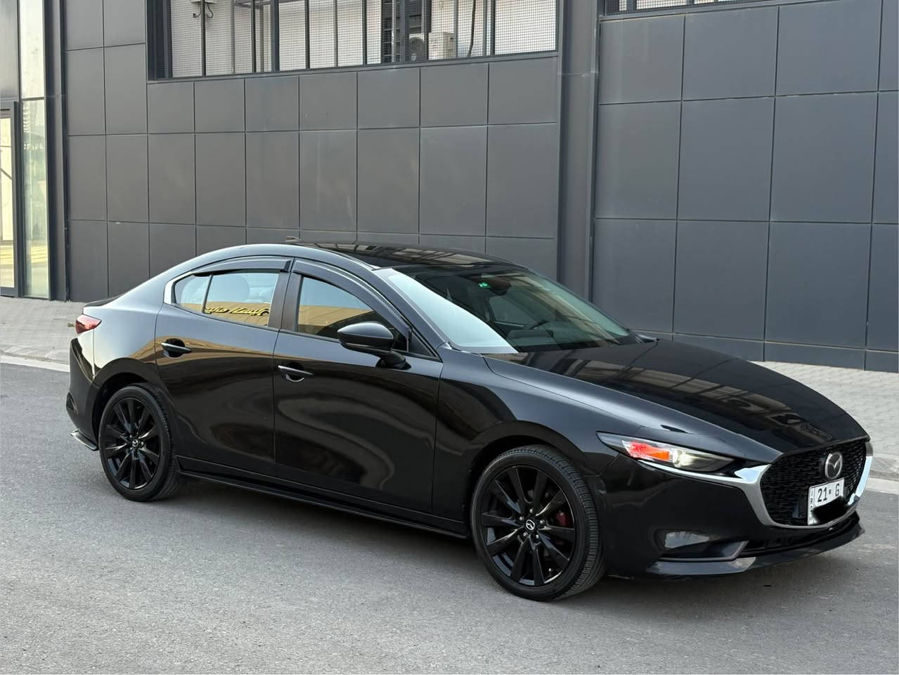 مازدا CX-3 موديل 2024 

مواصفات Select sport 
عداد المسافه 25,000 ميل 

البنيد صبغ بدون دواخل 
ويا ربع باب السايق 
سيت راديتر بلادي حجر و رادار بشرط 
كير و محرك على حطت الشركة
السياره ماشاءالله كلش جديده 
رقم سليمانيه باسمى 
تحويل و غرامه بشرط
عنوان سليمانيه

واتساب : *********** السليمانية, العراق
