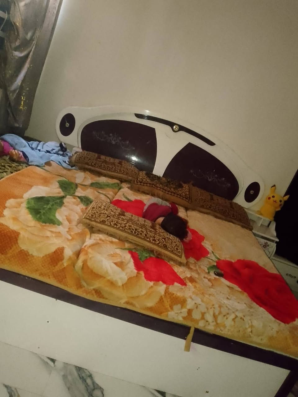 غرفه اخشاب البيع فقط شراي يراسل على الخاص


**إذا كنت صاحب هذا الإعلان وتريد حذفه لأي سبب، رجاءا أرسل رسالة إلى الدعم الفني**