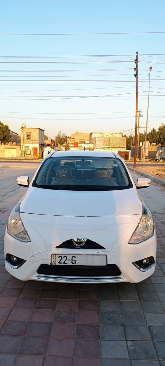 سلام عليكم.     للبيع فقط.    
نيسان 24مصري اربيل دولي شركة مهند.  هزه جديده ورقم جديد ماشيه 80 كفاله عامه لا فتح لاصبغ لاتبديل كير مكينه حداديه تبريد كفاله عامه بعدها على وضع الشركه ماناقصه برغي السعر 115وبيها مجال قليل حك الجيه مكان السياره النجف للستفسار رقم الهاتف ***********
