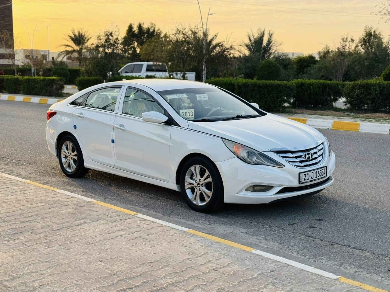 السلام عليكم...
للبيع...نقد فقط  اعتذر عن الاقساط 
باسعر 98$وبيه مجال بسيط
سوناتا 2013امريكي ابيض ثلجي 
رقم سليمانيه دولي (21)
ماشيه130

✳️محرك 2400/شرط لاتبخير ولاتنقيص 
✳️كير اتوماتيك بدون اي عيب مال بيت"

⚔️المواصفات⚔️ 
داخل لونين 
اربعه 4️⃣ دسك 
بلوجكترات 
اناره داخليه كماليات فول جنطه مغلفه نايلون 

 🚘سياره جديده برغي ما ناقصها Ⓜ️

🔴سياره خاليه من الدعم شرط سونار بيها 3قطع كلير بدون اي حادث شرط 

✅Ⓜ️ترايها صفر شرط صدر كهربائيات كلها شغاله تبريد ثلج ❄️ 

تايرات 4️⃣ جديدة 🆕 
صدر امامي خلفي كله جديد 
شرط التحويل ثاني يوم
السعر 98$ وبيها مجال بسيط 
مكان السيارة صلاح الدين تكريت الديوم 
رجاءً ما أقفل سعر بالتلفون تعال وتدلل 
للاستفسار ***********/
***********
