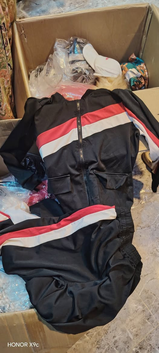 ثلاث كرتين شي ان بضاعة خام اللة شاهد فتحتهن علمود التصوير القطعة علا الف


**إذا كنت صاحب هذا الإعلان وتريد حذفه لأي سبب، رجاءا أرسل رسالة إلى الدعم الفني**