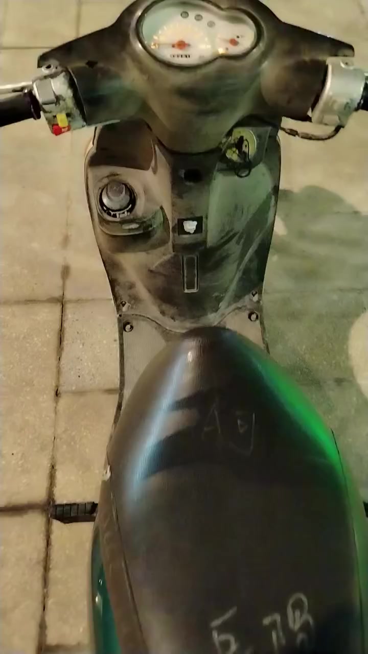 ، السلام عليكم دراجه فله حاويه اريد مراوس بدراجه بوليس ايش عندك بوليس نظيف نزل  ***********
