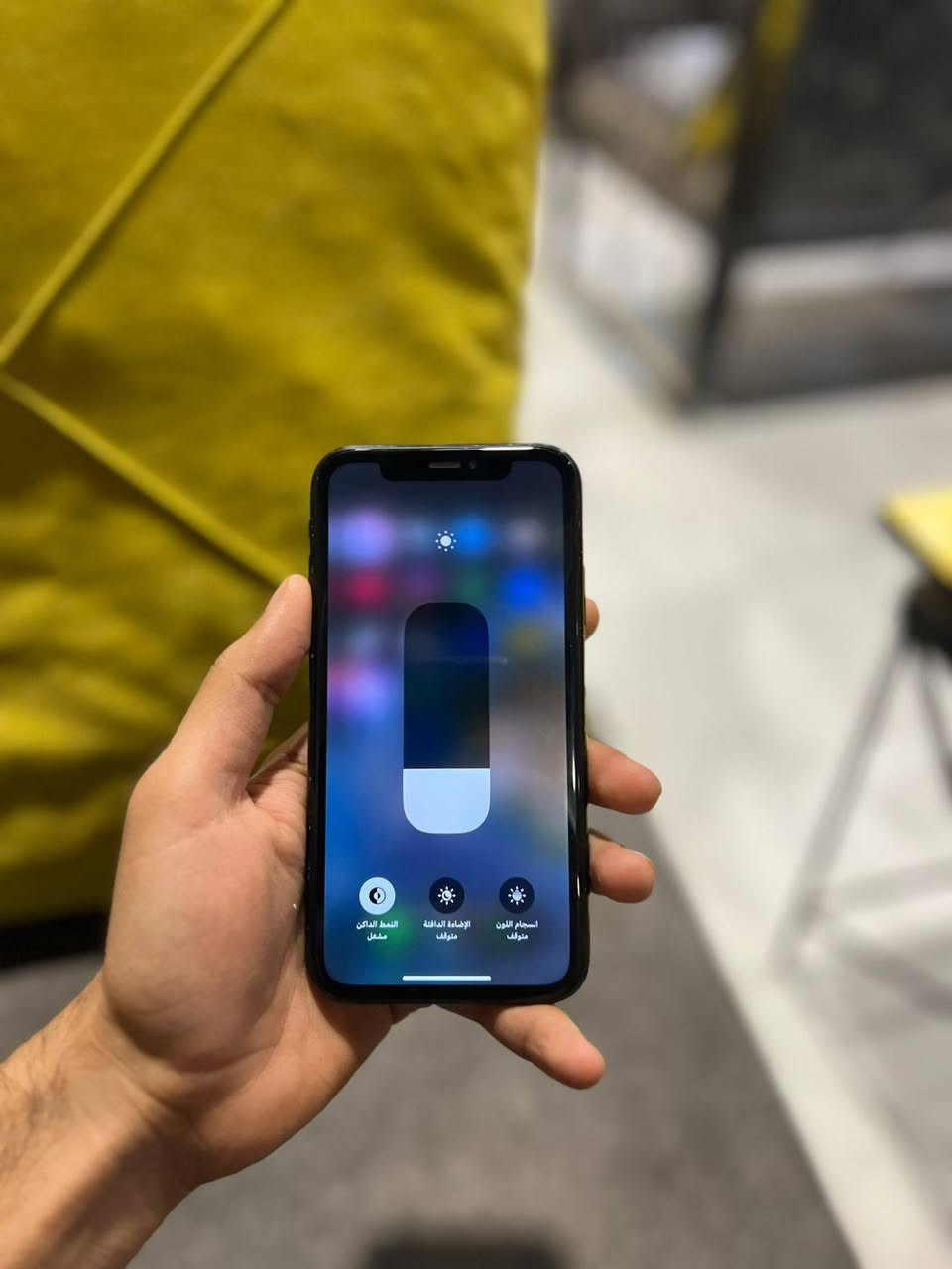 ايفون xr للبيع ال فيس أي دي طافي
للتواصل فقط واتس  ***********
