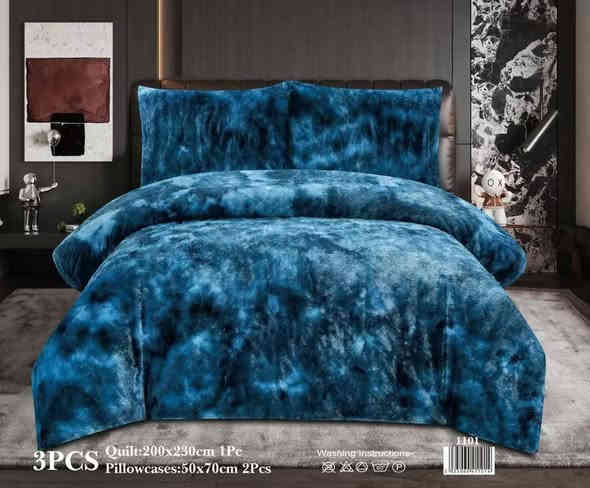 توفر في مجمع بركات الرحمـٰن ✨
لحاف ديباج 💯
ـ من الداخل فرو 
ـ من الخارج ريش مبطن بالديباج

💰السعر : 20 الف فقط 
 العنوان: الديوانية – الإسكان – شارع مكتب الحياة (بالمنتصف)
📞 للاستفسار: ***********
