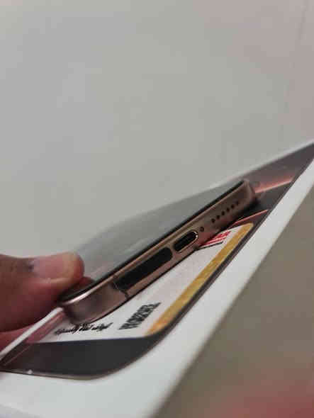 ايفون 16 برو ماكس
شرق اوسط نسخه ZA  دبل شريحه 
اذكره 256
بطاريتة 100
مشحون 77  
نظافة 💯 ب 💯 
للبيع فقط 
مكاني بابل المركز 
توصيل ماكو 
سعره مليون و 550 
اتصال فقط 
***********
