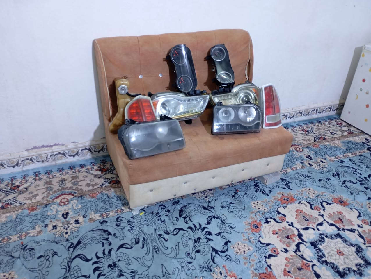 مواد احتياطية للبيع :
لايتات ابو العدسه اوباما 2014 انارة واضحه وقوية + لايتات أوباما 2010 + بك لايت اوباما 2014 + دبة ماء اوباما 2014 + شاشة جارجر 2019+شاشه جارجر 2014+ سلف جارجر 2017
جميع هذه المواد شرط الشغل
السعر على ***********
