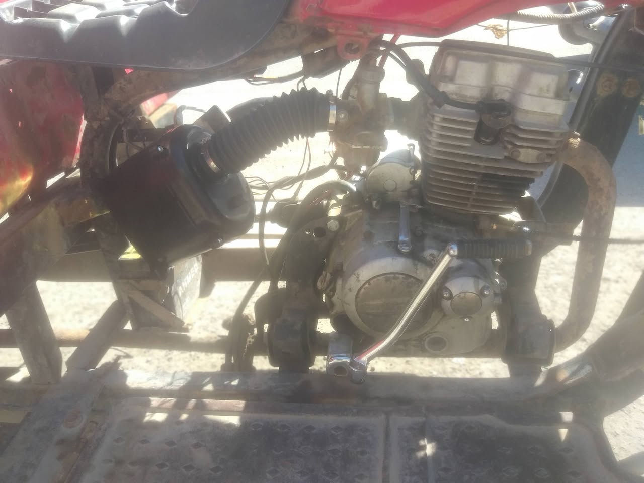 السلام عليكم ستوته سلطان املكراسي دبلات جديد شوته جديد بيده شوف العين عداد الكتروني بس تربط كهربايات مكينه ناعمه وحلوه وياه بوشه وبستم كارتونه السعر ٧٠٠ وبيه مجال قليل ستوته مال شغل أوراق كامله اصوليه واتساب ***********
