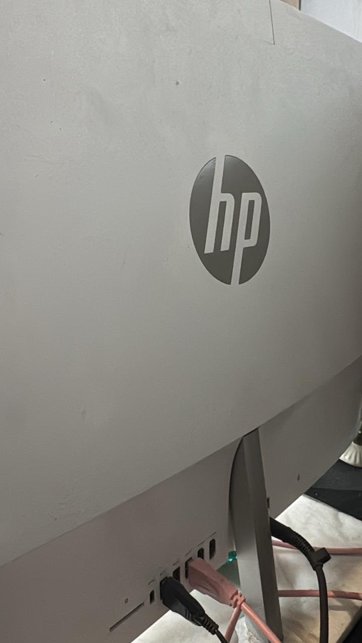 السلام عليكم حاسبة للبيع

•🖥️ معلومات الجهاز
DESKTOP-MVS9AQ :اسم الجهاز •
HP Pavilion All-in-One 24-kxOxx :الشركة /  •
.نوع الجهاز: كمبيوتر مكتبي الكل-في-واحد (All-in-One)

⚙️ المعالج (CPU)
• Intel Core i7-11700T
التردد الأساسي: 1.40  

🧠 الذاكرة (RAM)
• الحجم: GB 16.0 DDR4 :النوع .
MT/s 2933 :السرعة •

☸️ النظام
bit Operating System-64 :نوع النظام .
. المعالج: bit-64
 Windows 11 :نظام التشغيل •

☎️ التواصل : ‭0788 065 5999‬ 
رحمه الوالديك اذا مو شراح لاتتصل وتعبني 

السعر : 950 وبيها مجال بسيط
