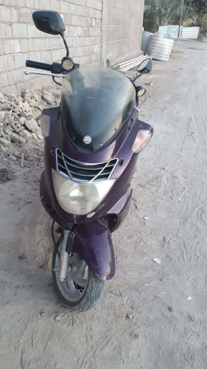 السلام عليكم من رخصة الادمن عندي دراجه سيام راديتر نقصها كهربائيات أبيعها على وضعها مراوس أو للبيع


**إذا كنت صاحب هذا الإعلان وتريد حذفه لأي سبب، رجاءا أرسل رسالة إلى الدعم الفني**