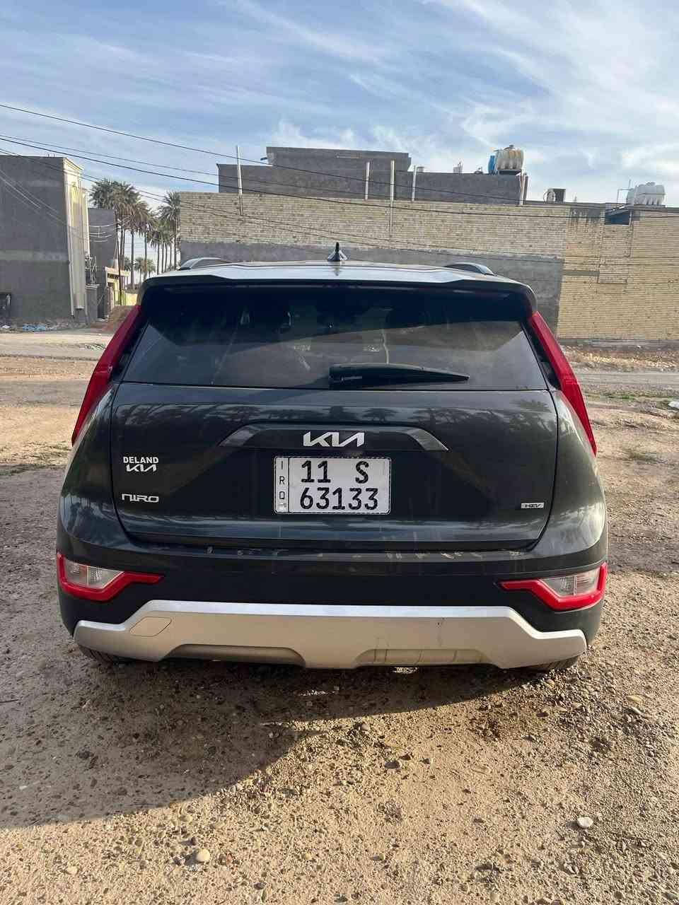 ❗️يالله   السلام عليكم ❗️

للبيع:

كيا نيرو هايبرد موديل 2024 

ماشيه 39000ميل

هايبرد فئه EX

لون رصاصي 

جناح خلفي مدمج 

هاند بريك كهربائي 

مسند وسطي 

مساحات تخزين 

وحاملات اكواب

رادارات 

مثبت سرعه تفاعلي 

مانع تصادم 

حساسات 360

نقاط عمياء 

نظام المحافظه على المسار 

التحذير عند الخروج من المسار 

تحذير ستيرن عند الخطر (هزاز)

شاشه 

تدعم ابل كاربلاي 

واندرويد اوتو

منافذ شحن تايب سي في الكراسي الخلفيه 

انظمه قياده

السياره كلش حلوه وناعمه جديده 

حادثها جداً بسيط   بنيد ودعامية ❗️

رقم بغداد تحويل ثاني يوم 

مكان السياره بغداد ***********

السعر 155وبيه مجال
