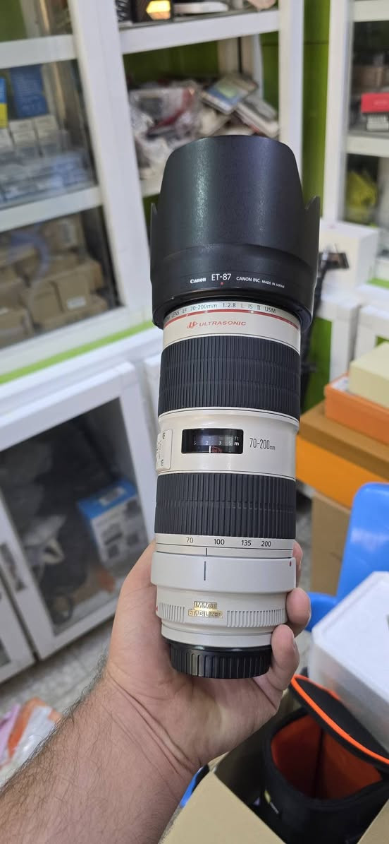 كانون 6Dmark 2 سعر بدي 950الف
عدسه 70.200 اصدار ثاني دبل استبلايزر
سعره مليون و400الف 
كامل ملحقات كارتون مكاني بابل 
***********
***********
