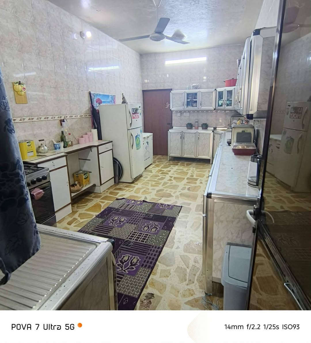 دار للبيع سكني تجاري ***********
