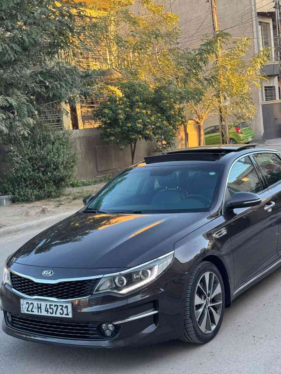 سلام عليكم للبيع كيا اوبتما 2016 خليجي فول مواصفات 1/1 كلشي يجي بالك بيها ماشية 90 حقيقي رقم اربيل الجديد مكفولة عدة طخة بالجاملغ ونصبغ بدون دواخل ابد كاملة بدون نقص الحمد للة مكاني السيدية للاتصال ***********
