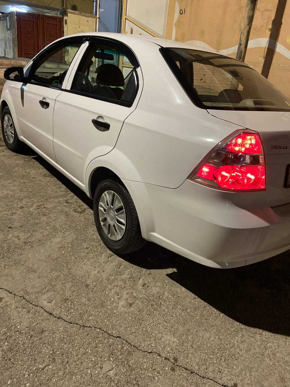 السلام عليكم
افيو  وارد كوري🚗

موديل 2011 ✋

رقم دهوك جديد💎

سنويه 29 👍

بدون ضرار فقط شويه صبغ بل دوسه 👀

محرك استراه اثر رخاوه👋

شراط التحويل 🤚
السعر 74  بيها مجال 

العنوان موصل جانب الايمن

☎️ ***********
