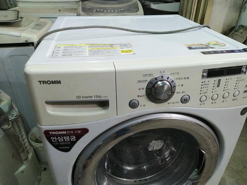 ورشة الأمير لتصليح كافة أنواع الغسالات الفول اوتوماتيك وغسالات الصحون وبمواد اصليه وتصليح موقعي خبره ٣٠سنه وبضمان حقيقي كربلاء المقدسة سريع حي المعلمين مقابل شركة البيبسي أرقام الهاتف ***********) (*********** بأدارة حيدر المنصوري
