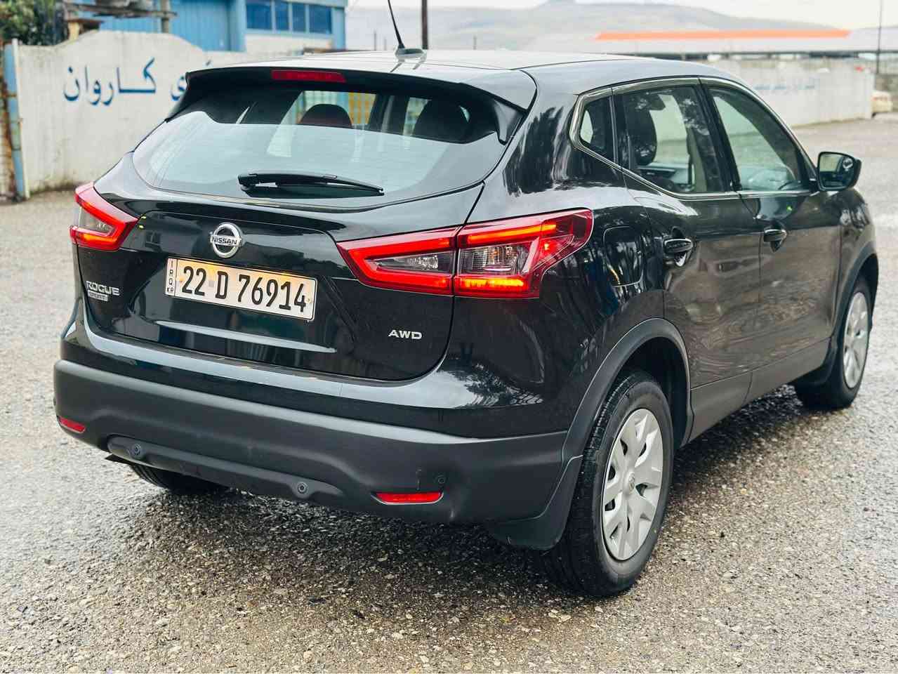 نيسان روگ سبورت امريكى چوار پستون  ٢٠٢٠ ده بل ئه كسل پارچه يه ك بوياخ بستيك درگاكه ى به بى ناوگرتن مواسه فاتى رادارى پيش و دواو ته نيشته فوله ته نها سلايد نيه .
گيرو مه كينه به شه رت ته نها ٥٨ هه زار رو شتووه 
سه نه وى تازه يه 
نرخى ١٤٩ 
ره قه م شانصى و سونه رم داناوه مشته ريت ته له فون بكه 
*********** دار بنديهكان, السليمانية
