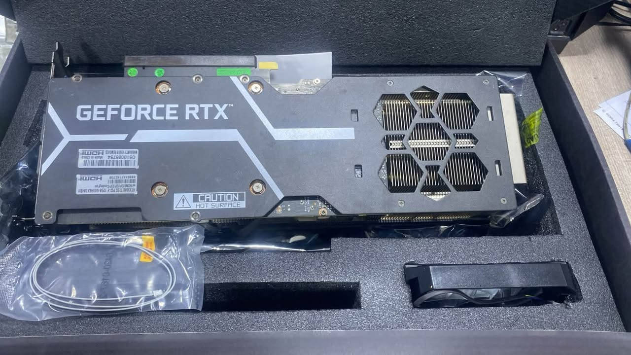 كارت 3080ti galax
متوفر كارت كالاكس 3080ti 
السعر 650 الف


**إذا كنت صاحب هذا الإعلان وتريد حذفه لأي سبب، رجاءا أرسل رسالة إلى الدعم الفني**