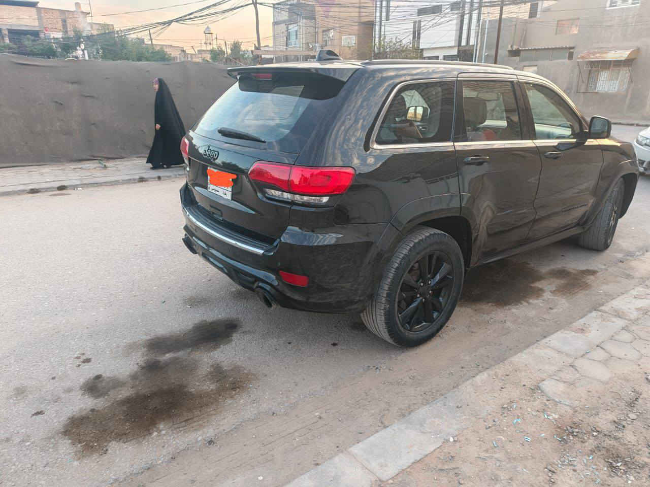 جيب شروكي م 2015 وارد امريكي لمتد فول مواصفات واحد عله واحد بيه 3 قطع صبغ فقط بدون دواخل
رقم بغداد بسمي السنويه السعر 155
المواصفات 
محرك 3600
فتحه بصمه 
مسنات جلد لونين
جنطه كهرباء
كامره حساس
لايت زنون
رقمي ***********
