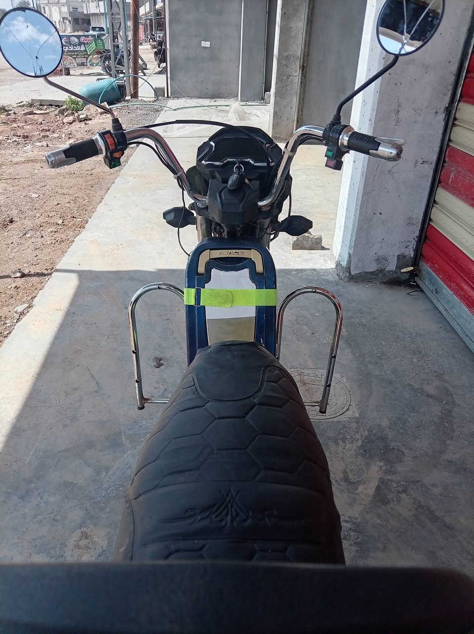 دراجه شحن للبيع
بطاريات يقرن 10 تقريا عل فحص 

وياا بصمه وسويجين (جهاز انذار) 

5باتري مكان ناحية الصقلاويه 

ما نقصه اي شي كلشي شغال 

السعر 225وبيه مجال قليل حگ الجيه
رقم الهاتف ***********
