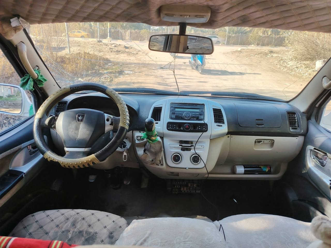 سلام عليكم سيارة جنبي موصليه للبيع مديل 14 سنويه عضم عاج سيارة جاهزه من كلشي مكينه  كير واكسن تخم تاير كله كفاله كهربائيات كلها شغاله باور شغال ماي هورن بوش مكان بابل سعر 30وبيها مجال رقم *********** الاستفسار👉
