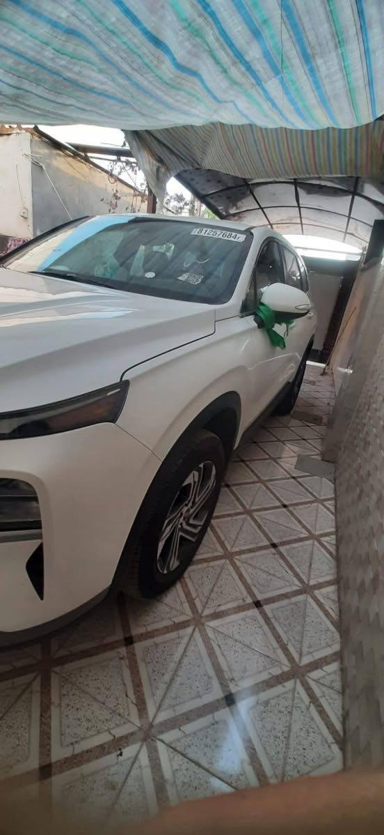 السلام عليكم
سنتافي 2023 وارد امريكي 

حادث موضح في الصور 

ماشيه 20miالف

السيارة كامله من كلشي والحادث بسيط جداً

المواصفات:

1_التوقف الذاتي

2_كير الازرار المفضلة

3_هاند بريك بصمة

4_اوتو هولد Auto Hold

5_نظام مانع انزلاق

6_نظام نزول منحدرات 

7_نظام اطفاء المحرك(A) ذاتياً في الازدحامات لتوفير الوقود 

8_حساسات ضغط الاطارات

9_ردارات 360درجه

10_حساسات امامي خلفي جانبي

11_كامرة خلفية 

12_ميزة التوقف الذاتي في القيادة عند التقدم والرجوع

13_مثبت سرعة

14_تحديد مسار وتنبيه السائق أن خرج عن المسار

15_نظام القيادة الذاتي في الشوارع المخططه

مكان السيارة بابل المسيب.  🚘 علماّ ان السيارة اني مستورده على ايدي 

التفاصيل أكثر اتصل

***********
