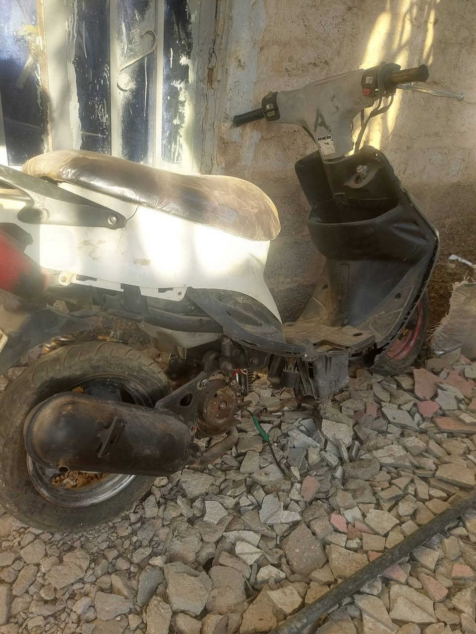 السلام عليكم دراجه سرعتها ٨٠ ماعرف بيهن يرادلها بس عقل وضفيره مكينه خير من الله متروكه صار ٨ أشهر ابيعلك كوم حديد شتنطيني أنعم الله  العنوان الدوره البوعيثه


**إذا كنت صاحب هذا الإعلان وتريد حذفه لأي سبب، رجاءا أرسل رسالة إلى الدعم الفني**