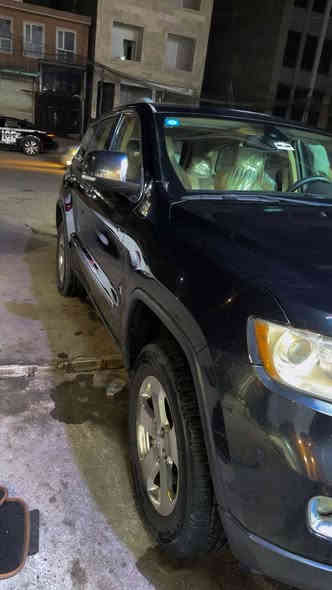 جيب 2011 لمتدد  فول مواصفات 

السياره محرك 3600 وارد امريكي 

تو ويل مو فور ويل !!

ايرباكات سليمه !

مقاعد جلد 

بصمه 

سلايد روف

لايت زنون 

كشافات زنون

هيتر بالمري

كشنات كهرباء

تبريد قطعتين 

كامره خلفيه

تدفئه  مقاعد

حساسات خلفيه 

اشاير بالمري

مانع انزلاق

مثبت سرعه

8 سماعات مع دمام خلفي

مري كهرباء 

اضافات*

مروحه مبرمجه على الجهاز حماوه ماكو

السرعه مفتوحه ٢٤٠ 

فتحه فيت بم ميحتاج تنزل تانكي

صدر جديد تقبل شهر فاتح امامي خلفي الله شاهد وتفحصها

دهن جديد تاخذ وصل ضمان

 
وباقي المواصفات اللمتدد المعروفه وليس مواصفات عاديه

السنويه بأسمي تحويل ثاني يوم رقم بغداد جديد انكليزي

حادثها  السونار مرفق بالمنشور بيها جيك انجن مشتغل بدون اي مشكله

 

السعر 167$ وبي مجال بسيط للشراي  
او
 مراوس بسياره حسب الاتفاق مع فرق السعر 

اي استفسار رساله واتس اب ***********

 
 ‏ بغداد
