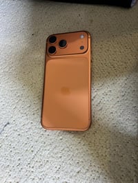 ‏17 Pro ماكس إلكتروني بطارية 100 عدد الدوراة 40 ذاكرة 256 بيشخط صغير و...