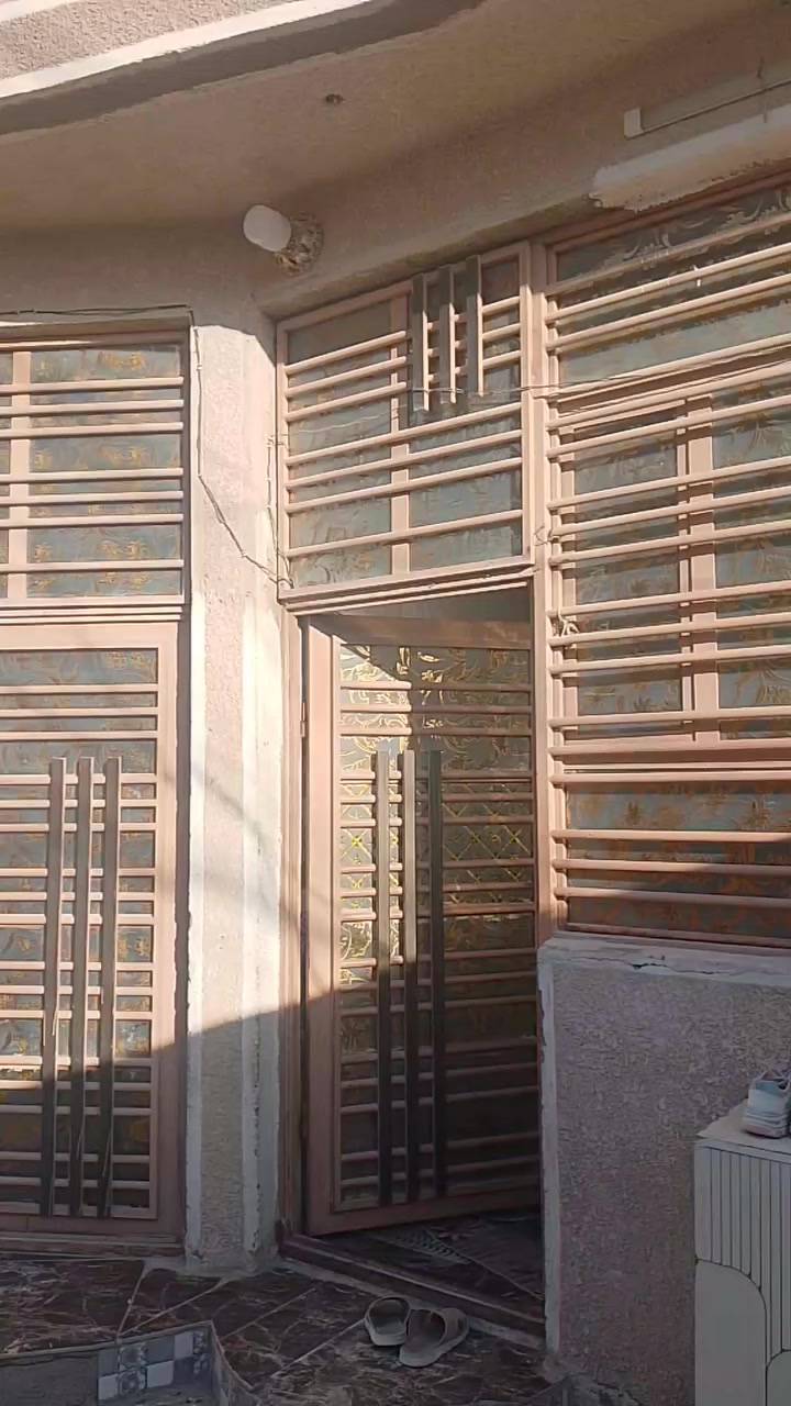 للبيع مساحة 150متر سند 25 شارع المدرسي قريب على كنطرت السلام ربع ساعة الأمام الحسين  عليه سلام ***********
