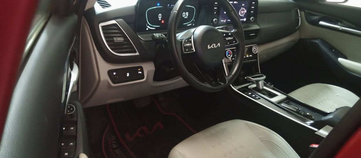 كيا سيلتوز 2024 خليجي رقم بغداد باسمي اخت الزيرو  مكفولة من جميع النواحي  لون ماروني وسقف اسود  وبضمان المجموعة الدولية 

تحكم استيرن فول 

بصمة تشغيل  وابواب 

كامرة 

كشنات جلد ابيض 

شاحن واير ليس 

دشبول ليزري متصل بالكامل  وكيجات الكتروني 

منضومة لايت زنون مع لد امامي 

مثبت سرعة 

سايد بريك بصمة 

تبريد شاشة 

حساس امامي وخلفي 

اوتو هولد 

تبريد خلفي 

ويل كب والاسبير منازل 

ماشية 8 

السيارة جديدة وبدون اي ضرر اخت الزيرو 

للبيع بسعر 168$ بيهه مجال بسيط 

الاتصال على هاتف ***********

العنوان /بغداد
