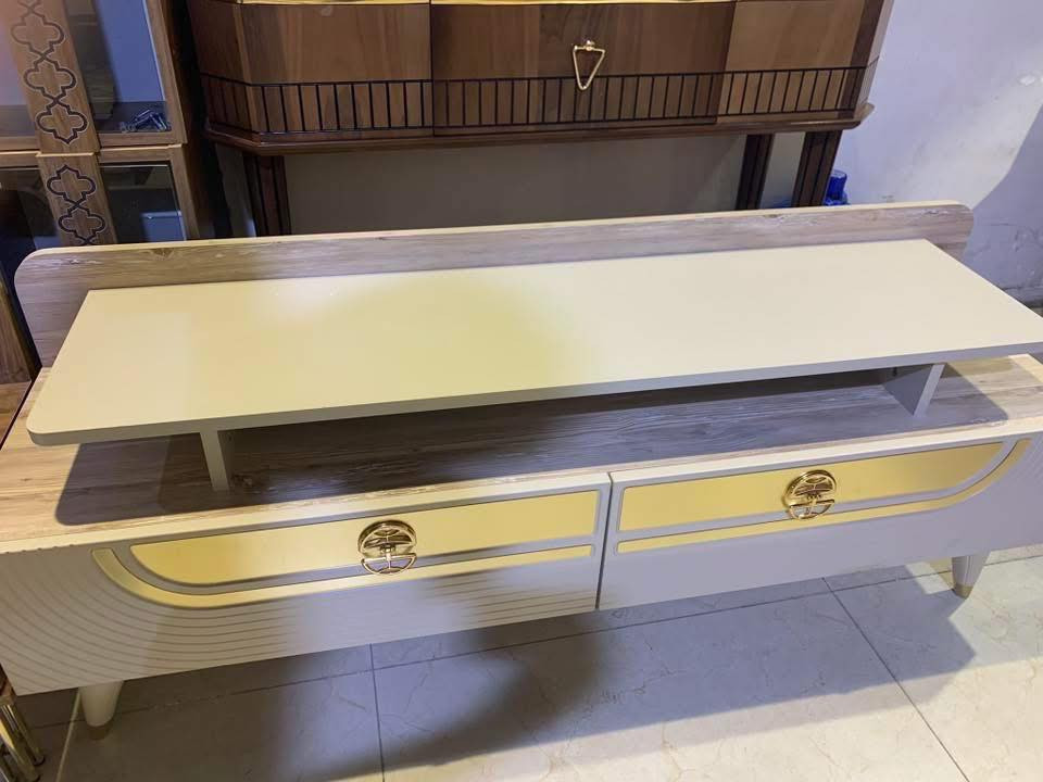 ميز بلازما تركي للبيع سعر 70 الف مجال بسيط
مكاني بغداد بسماية
***********
