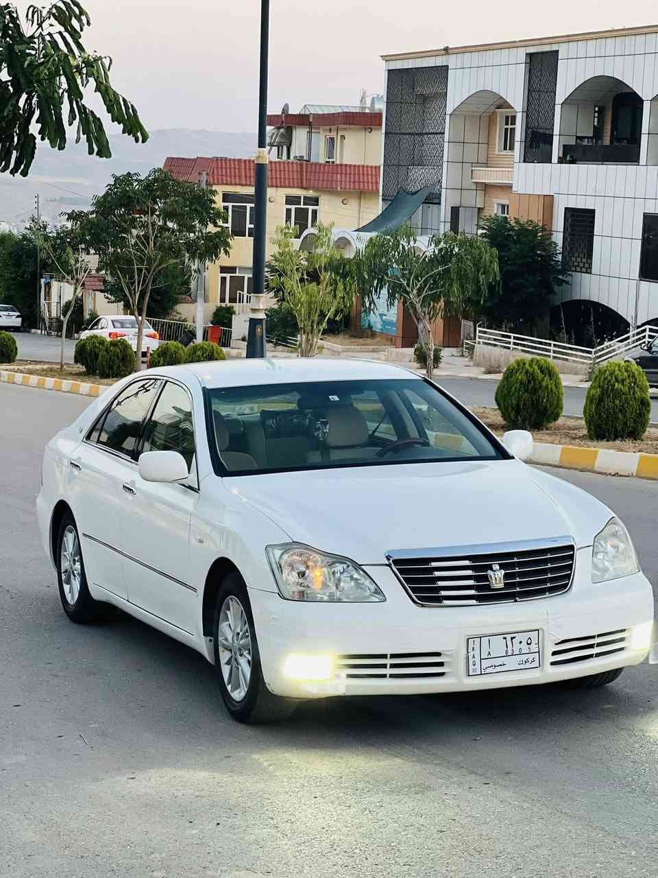 سەرەتا بەناوی خوای گەورە شاھانە موسە182دودوگمەیە حاسەو کامیرەیە سەیارەکە تامی تیاماوە زۆر بەجوانی ماوەتەوە  سئ پارچە بۆیاخی ئەروپایە بیدەعمو زەڕبەیە  سعری63گەڵا ماجالئ کەم کۆدی بۆکڕاوە لەدەربەنیخانم مشتەریت تیل کە ***********
